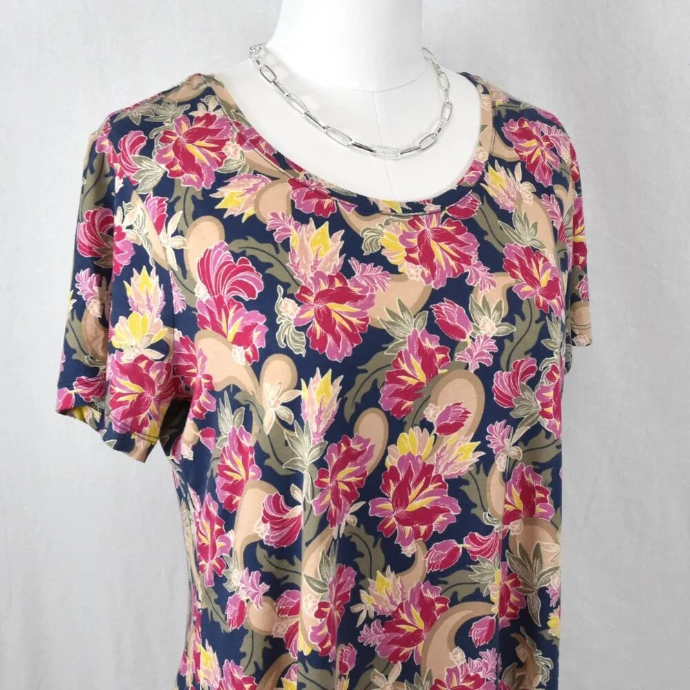 JM Collection Top Size Medium - Picture 2 of 8
